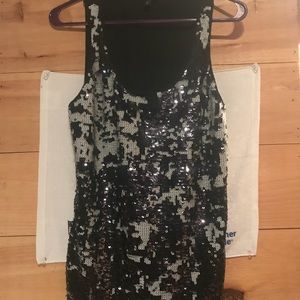 Black express dressy tank top with sequence
